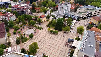 Кметът на община Дупница забрани продажбата на алкохол в часовете около изборния ден 