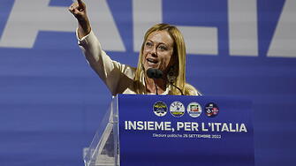 Лидерът на крайната десница в Италия Джорджия Мелони изглежда ще