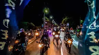 Нощно каране в събота вечер в памет на загиналите мотоциклетисти