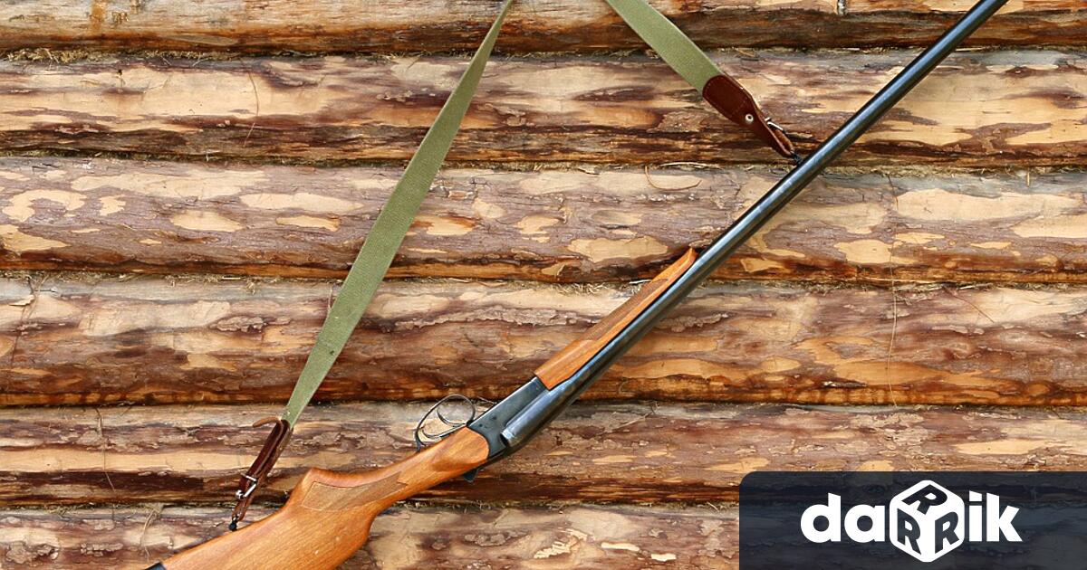 Млад мъж откриогън в офиса за военна регистрация в Уст-Илимск,