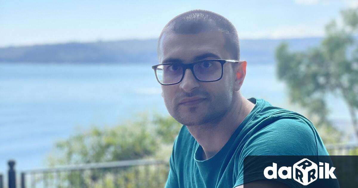 Каузата му е да помага. Подкрепя стотици кампании чрез платформата