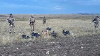 Русия разположи временен мобилизационен пункт на границата с Казахстан (видео и снимки)