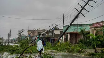 Ураганът Иън остави цяла Куба без ток и се насочи към Флорида (видео и снимки)
