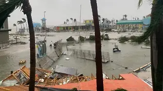 Ураганът Иън причини катастрофални щети във Флорида (видео и снимки)