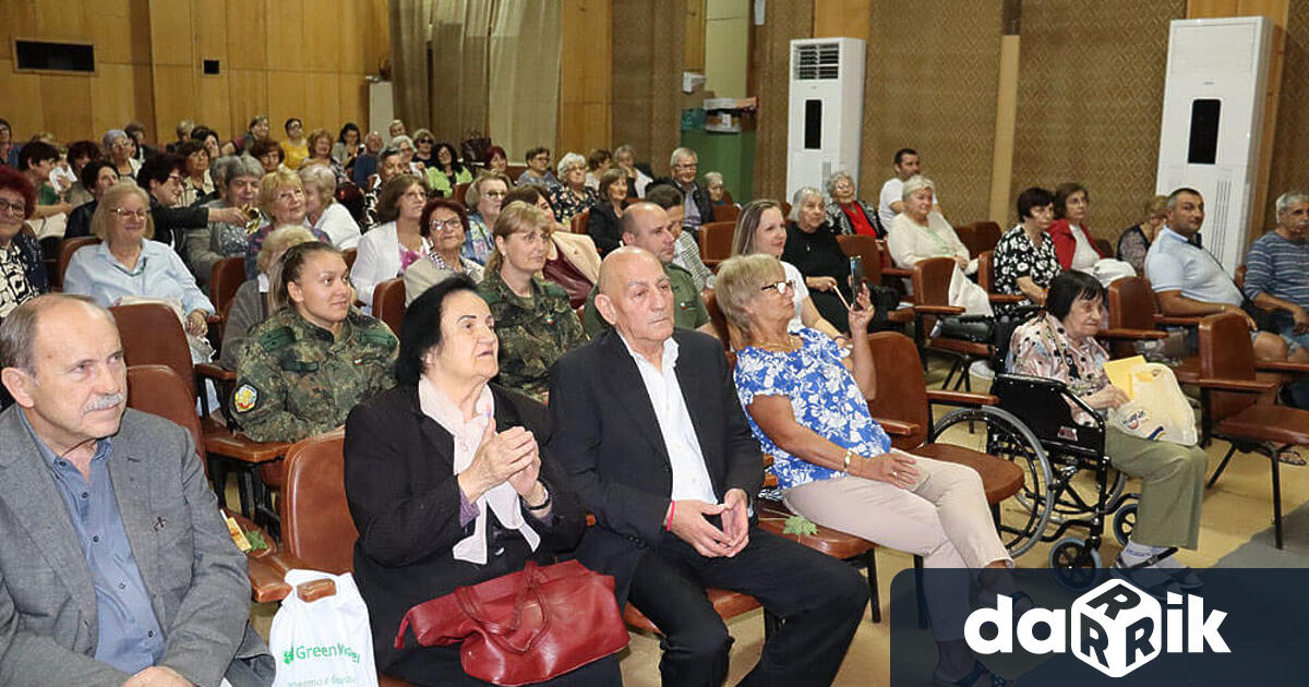 Клуб Родолюбие“ при Военен клуб – Хасково празнува днес 20