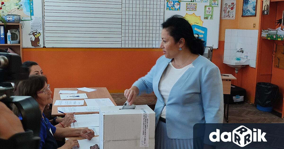 Днес гласувах България да има експертно управление. Гласувах за това,