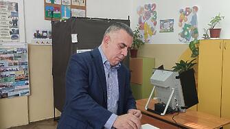 Кметът Стефан Радев: Гласувах за стабилност и сигурност в управлението на страната