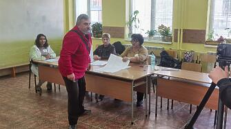 9 72 е избирателната активност в Русенска област към