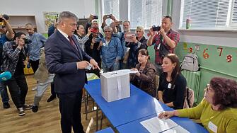 Българските избиратели не овластиха никого еднопартийно да управлява Затова според