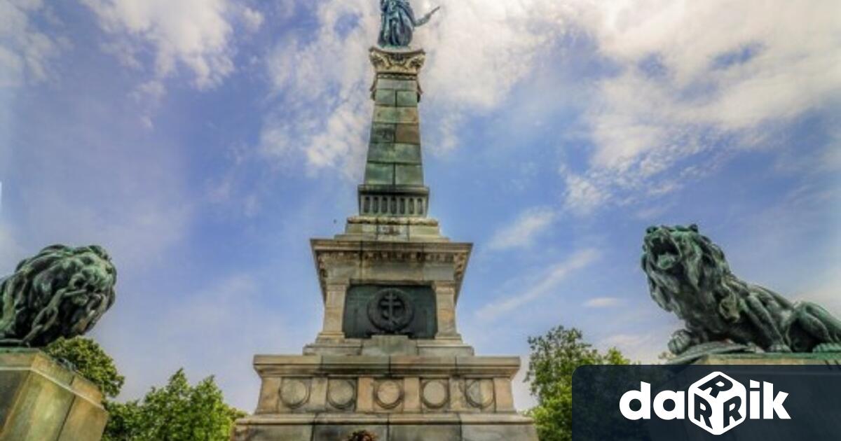 НеслучайноРусе е наричан град на първите неща и на модерността.