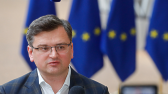 Украинският външен министър Дмитро Кулеба съобщи че Киев е уведомил