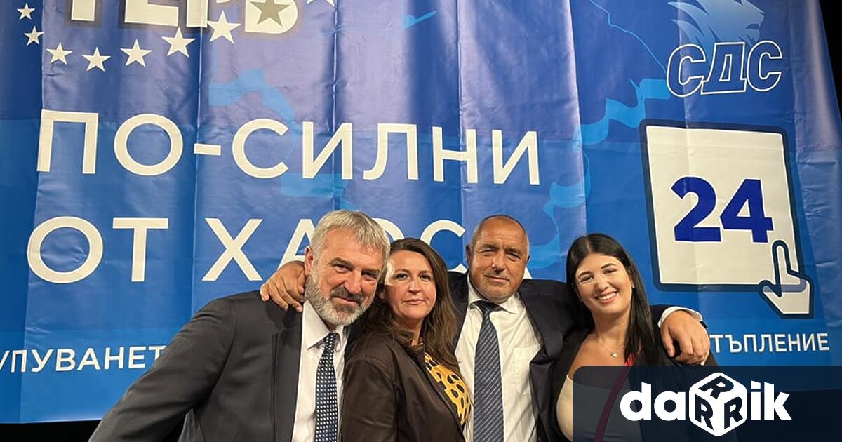 Областният лидер на СДС Драгомир Драганов успя да пренареди листата