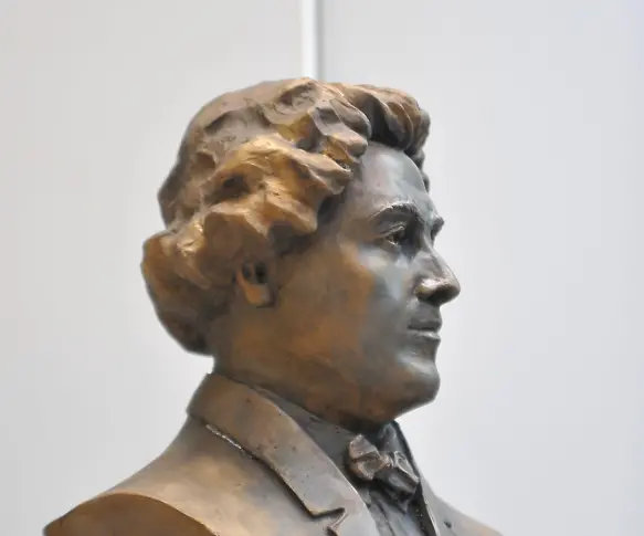 В деня на музиката откриват бюст-паметника на основателя на Варненската опера