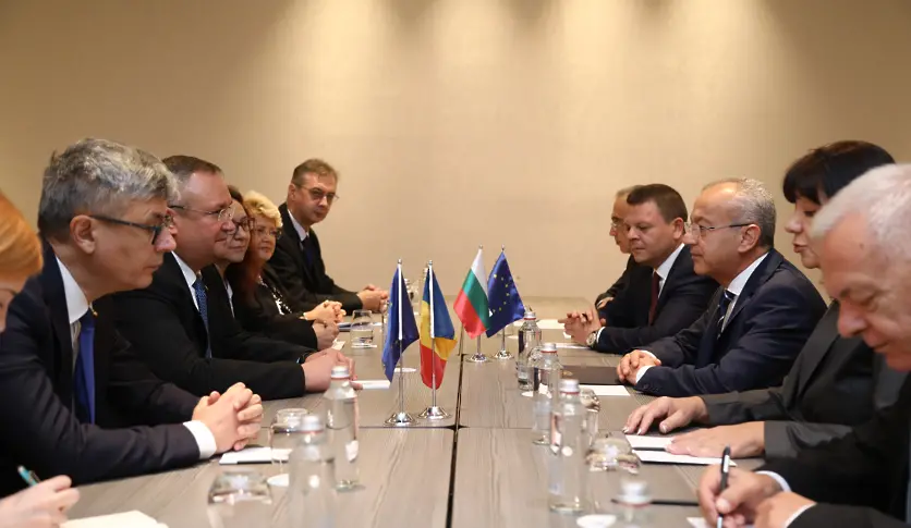 Радев: Свързаността между България и Румъния е от значение за икономическия обмен на целия регион