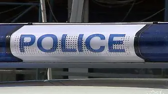 Полицията издирва откраднат товарен автомобил, който е открит катастрофирал в берковска местност