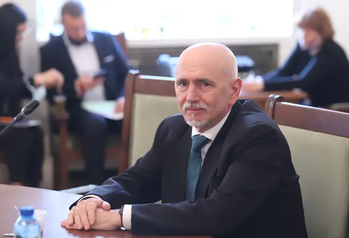 Николай Събев се отказва от депутатското място