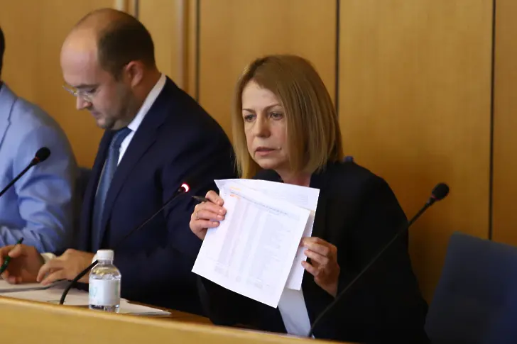 Фандъкова: Ремонтът на жълтите павета ще бъде за сметка на изпълнителя