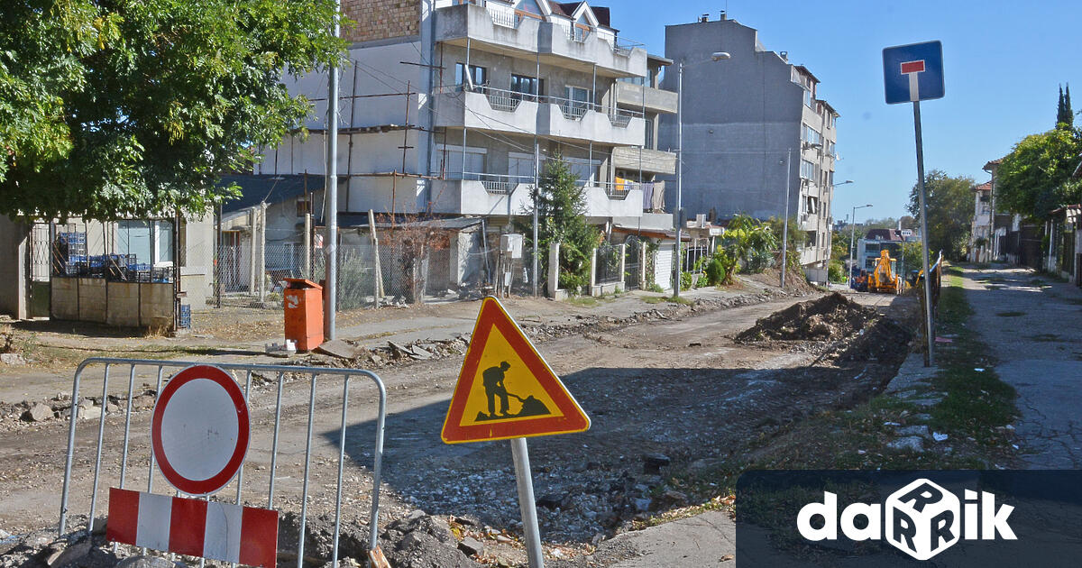 Започна основен ремонт на ул. Найчо Цанов“ в кв.Аспарухово. Предвидено