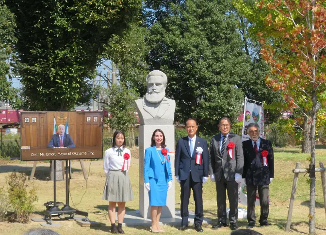 Откриха бюст-паметника на Христо Ботев в Окаяма