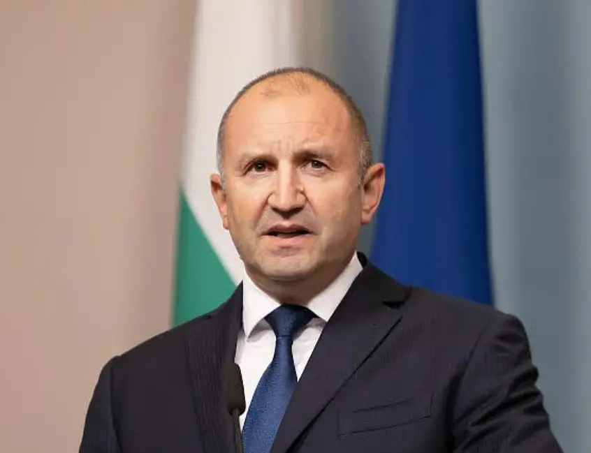 Радев: България води преговори за купуване на още изтребители втора ръка
