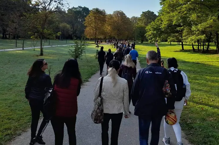 Стотици ентусиасти изпълниха парк Кайлъка за Световния ден на ходенето