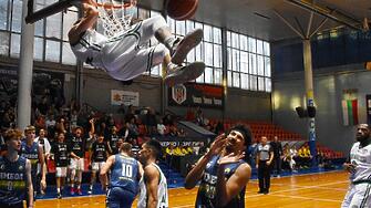 Черно море Тича стартира с убедителна победа в Националната баскетболна