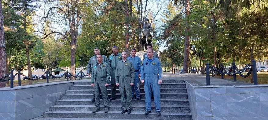 Завърши курсът за командири на звена във ВВВУ Георги Бенковски