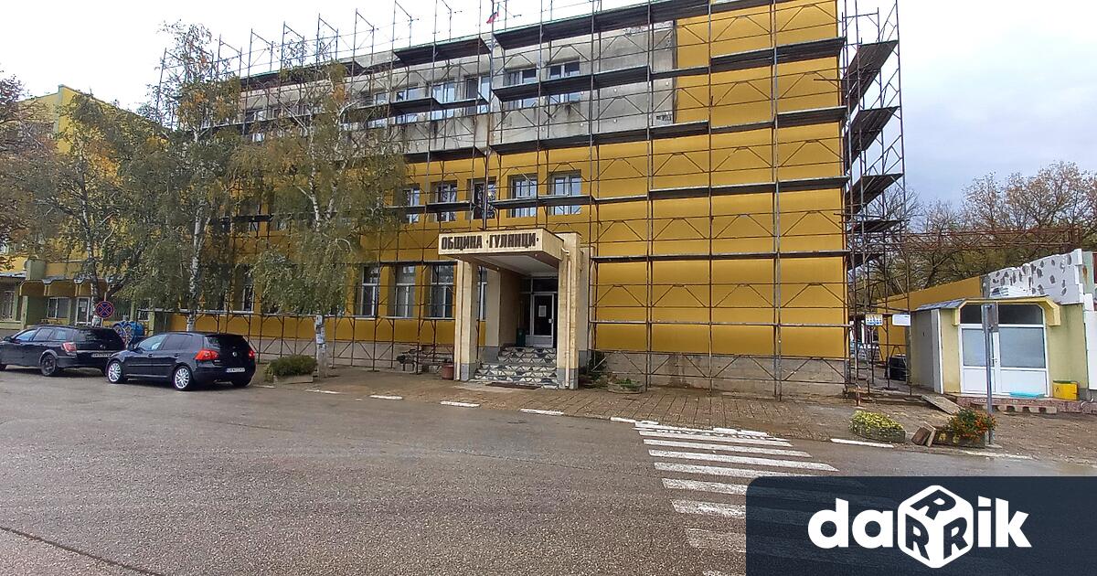 През летните месеци стартираха дейностите по проект Извършване на СМР