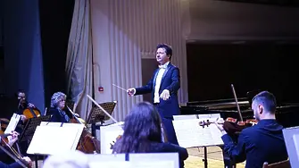 Вивалди и Вагнер свирят във Враца - диригент Максим Ешкенази