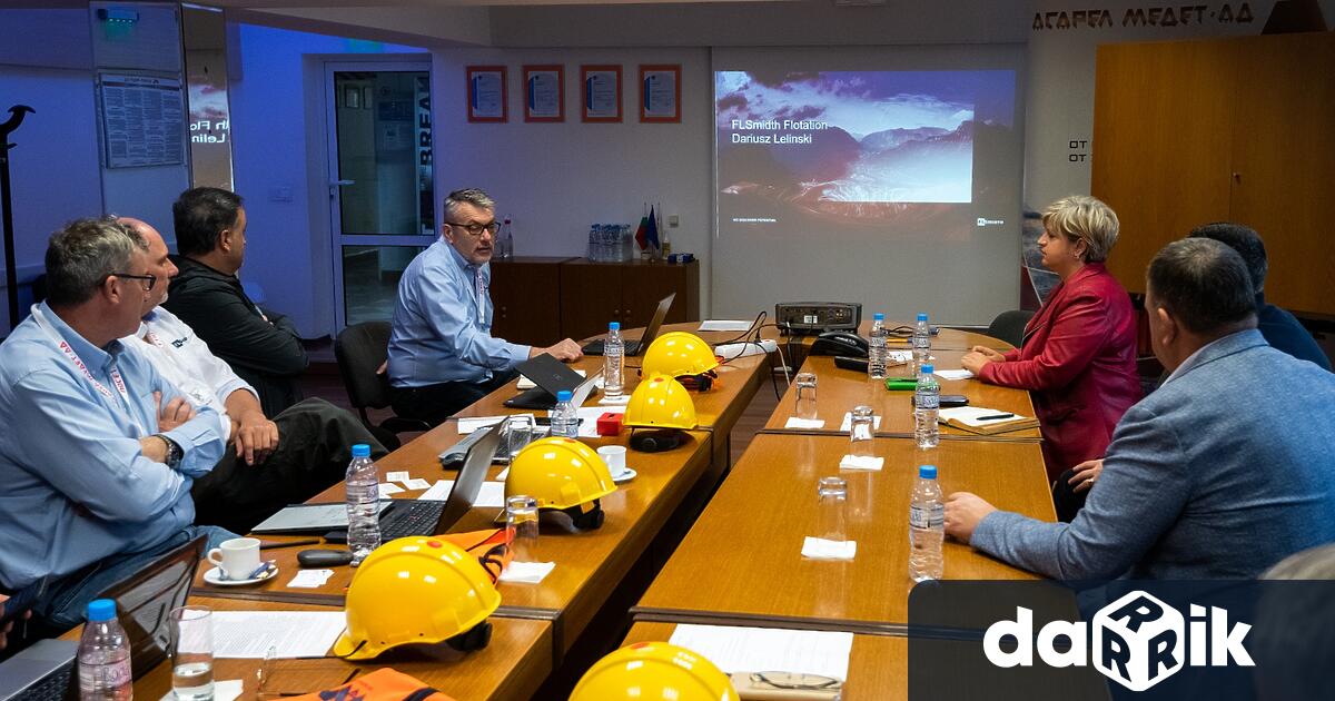 Мениджъри от датската компания FLSmidth посетиха Асарел-Медет“ на 13 октомври.