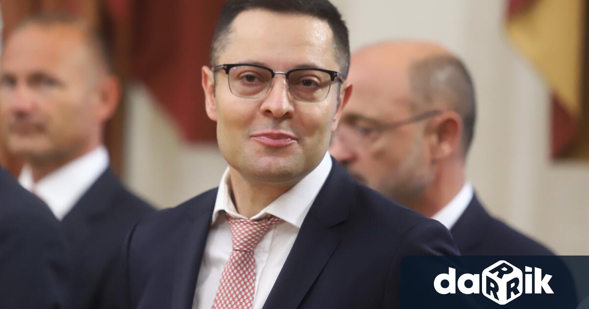 Министърът на иновациите и растежа Александър Пулев проведе среща с