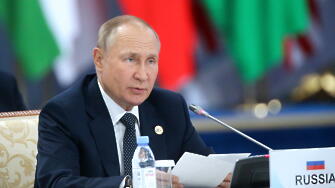 Русия подкрепя преразглеждането на принципите на световната финансова система заяви