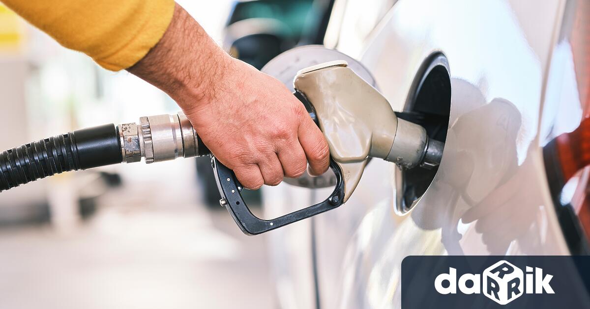 Парите за отстъпката от 25 ст. за литър гориво ще