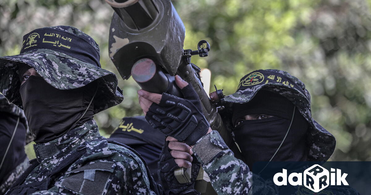 При бомбен атентат в Сирия срещу армейски автобус близо до