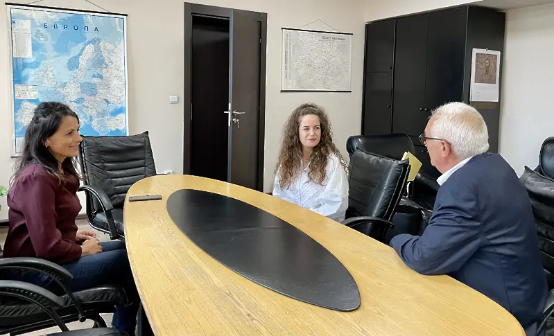 Млад експерт започва работа в Областна администрация - Кюстендил по “Старт на кариерата”