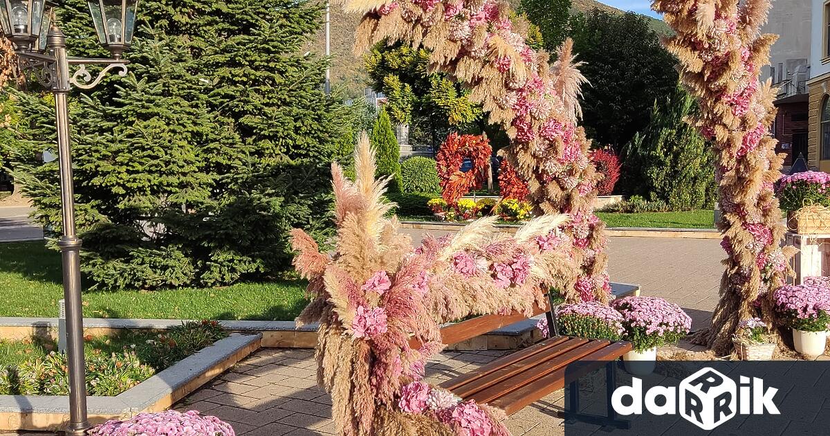 Наситена и разнообразна програма, посветена на Димитровден – празника Сливен