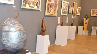 Пазарджишките художници честват професионалния си празник с изложба