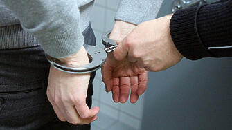 Кюстендилски криминалисти са установили и задържали 41 годишен мъж обявен за