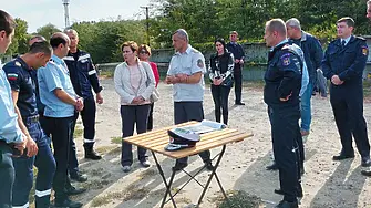 Български и румънски пожарникари проведоха съвместно учение в Кълъраш