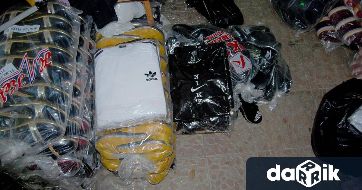 Продължава акцията на полицията в Хасковско, при която и снощи