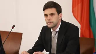 „Продължаваме промяната“ оттеглят кандидатурата на Никола Минчев за председател на НС