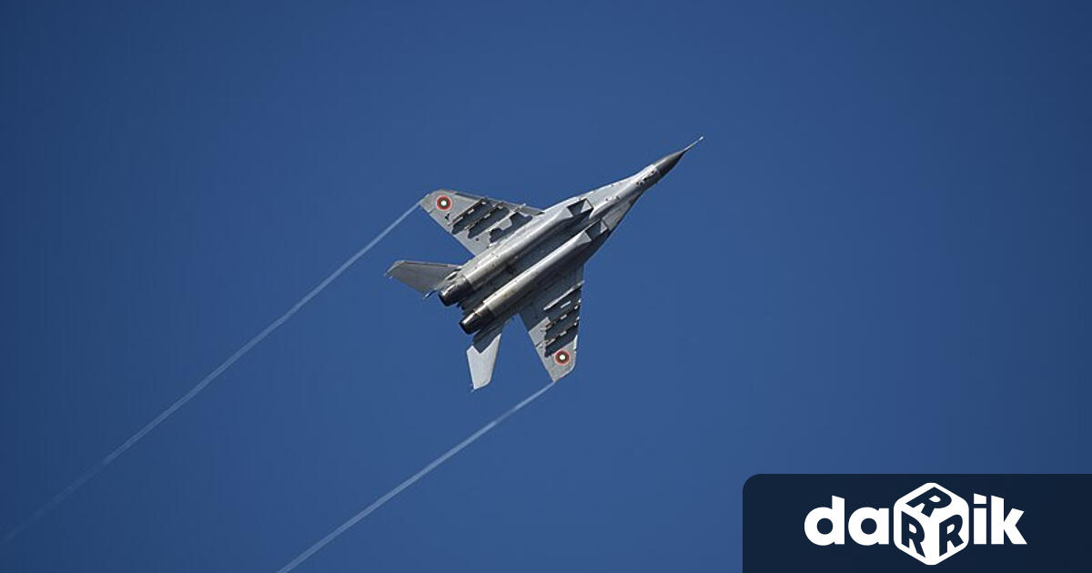 В руския град Иркутск се разби изтребител Су-30СМ по време