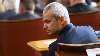 Костадинов: Оттеглянето на кандидатурата на Минчев е златен пръст за ГЕРБ