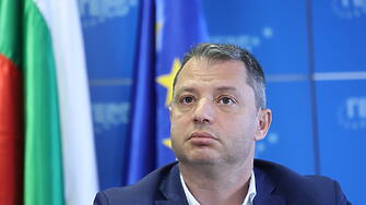 Продължаваме Промяната оттегля кандидатурата на Никола Минчев за председател на
