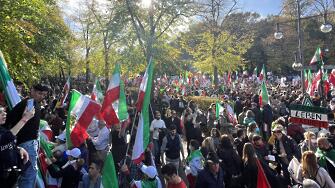 Над 100 000 излязоха на митинг в Берлин в подкрепа на протестите в Иран (видео и снимки)