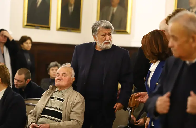 Вежди Рашидов