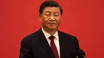 С третия си мандат Си хвърля Китай и света в неизвестното