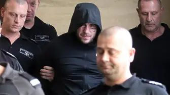 Стоп палка, нож и маска открити в колата на Семерджиев, съдът го остави в ареста