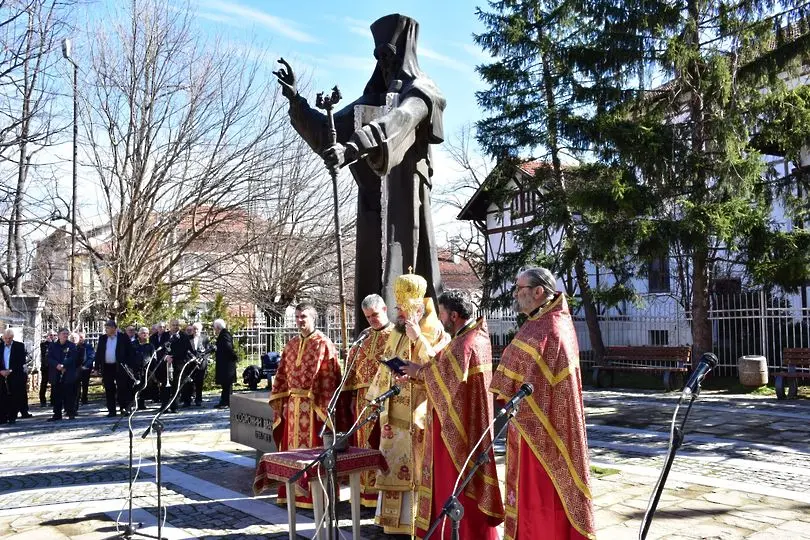 Враца ще отбележи тържествено Деня на народните будители