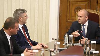 Държавният глава Румен Радев ще проведе консултации за съставяне на